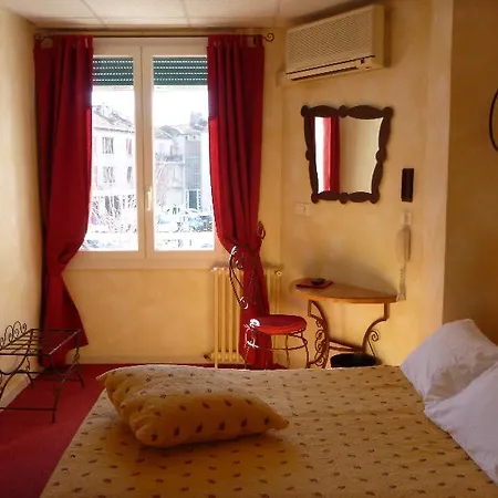 Le Regence Отель 2*