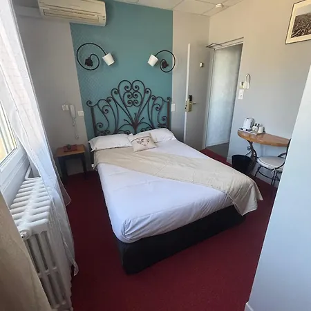 Le Regence Hotell 2*